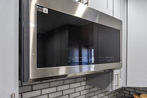 Spacious Home in Troy