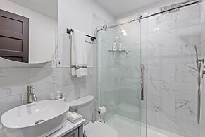 Spacious Home in Troy