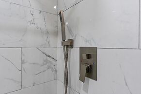 Spacious Home in Troy