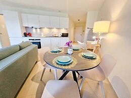 Warm&Bright 1BR w terrace&parking