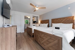 Sunset Suites