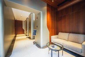 Official Mercury Suites With Rooftop Pool Access