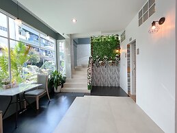 Le Cartier Guesthouse