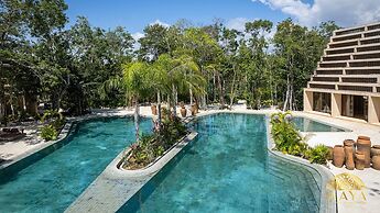 Peregrina Tulum 202B 1BR Condo