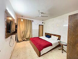 Hotel Twamev Ashram