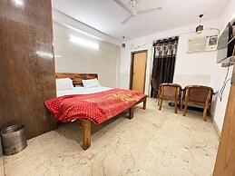 Hotel Twamev Ashram