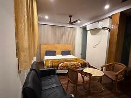 Hotel Twamev Ashram