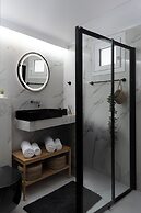 Koukaki Golden Lofts