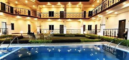 Baine Holiday Resort