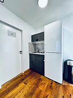 Comfortable Room Near Kaufpark Alterlaa