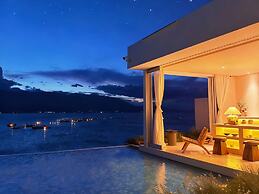 Dali Mountain and Lake View Hotel
