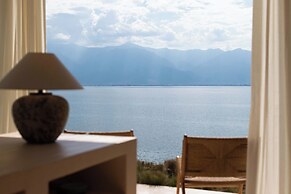 Dali Mountain and Lake View Hotel