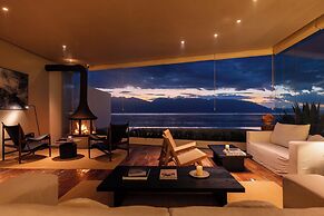 Dali Mountain and Lake View Hotel