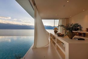 Dali Mountain and Lake View Hotel