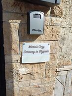 Maria's Cozy Getaway in Glyfada