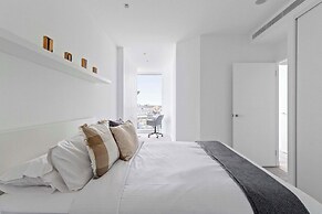 Cozy Apt Next to Southern Cross With Amazing Views