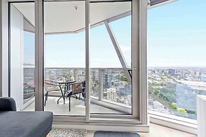Cozy Apt Next to Southern Cross With Amazing Views