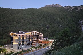 Zamindor Resort