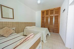 Incr vel e Ampla Casa a 200m da Praia da Enseada