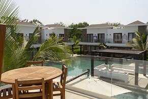 2BR 7 Guests Direct Entry to the Pool Monterrico