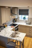 Beautiful One BR Cottage in Cerney Wick