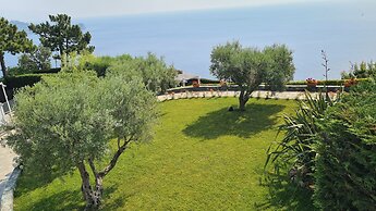 VILLA AGA