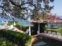 VILLA AGA