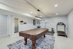 1/2 Mi to Lake! Traverse City Retreat w/ Dock