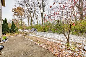 2 Mi to Arts & Design District: Retreat w/ Yard