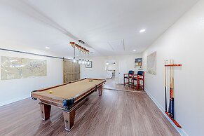 Expansive, Dog-friendly 3BR w/ Pond, Pool, Patio