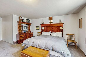 3BR Rustic Riverfront Home w/ Wood Stove