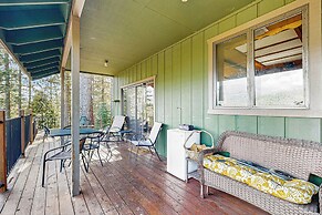 3BR Rustic Riverfront Home w/ Wood Stove