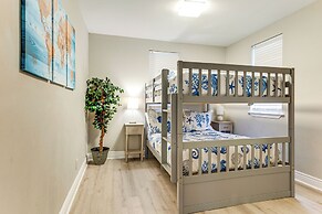 Endless Entertainment! Unique & Cozy Theodore Home