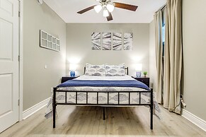 Endless Entertainment! Unique & Cozy Theodore Home
