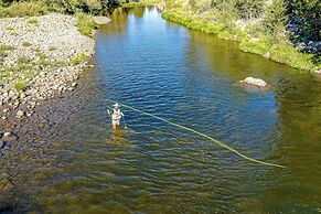 Dog-friendly 3BR on 200 Acres w/ River Access