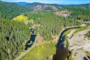 Dog-friendly 3BR on 200 Acres w/ River Access