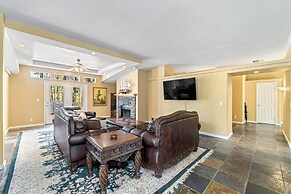 Gorgeous, Dog-friendly, Riverfront, 200-acre Ranch