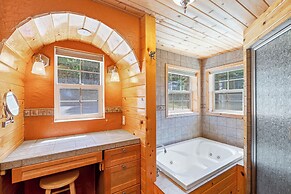 Gorgeous, Dog-friendly, Riverfront, 200-acre Ranch