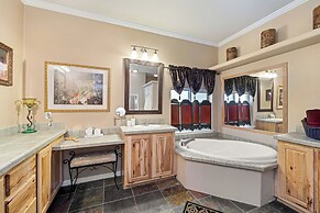Gorgeous, Dog-friendly, Riverfront, 200-acre Ranch
