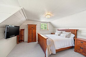 Gorgeous, Dog-friendly, Riverfront, 200-acre Ranch