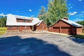 Dog-friendly 3BR on 200 Acres w/ River Access