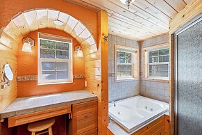 Dog-friendly 3BR on 200 Acres w/ River Access