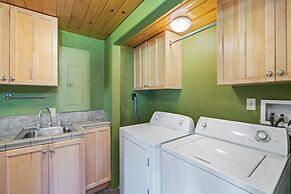 Dog-friendly 3BR on 200 Acres w/ River Access