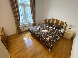 Fantastic Inn Warsaw - CH30