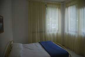 Bright Flat in Rosolina With Shared Pool