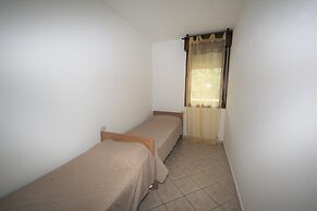 Bright Flat in Rosolina With Shared Pool