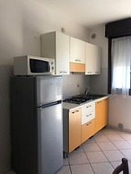 Bright Flat in Rosolina With Shared Pool