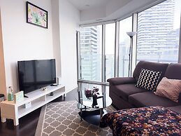 Comfy Lakeview Rogers Centre FreeParking
