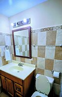 Paradise Suites & Residence