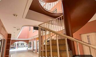 Paradise Suites & Residence